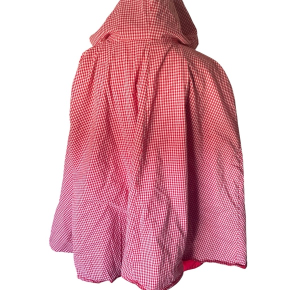 Red Riding Hood - Picture 5 of 6